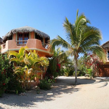 Flora Del Mar Hotel Todos Santos Exterior photo