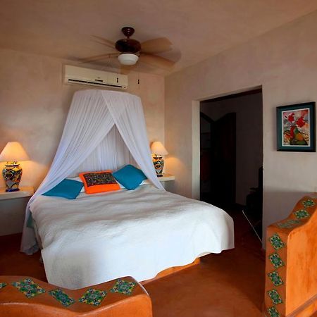 Flora Del Mar Hotel Todos Santos Exterior photo